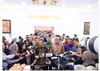 Mendagri Serahkan DP4 Ke KPU RI Untuk Pilkada 2024