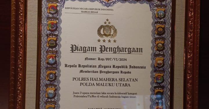 Foto Istimewa: Piagam Penghargaan Polres Halsel Yang Diberikan Kapolri