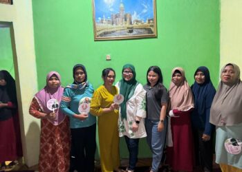 Maju Pilkada Halsel, Eka Dahlini Usman Sambangi Warga Panambuang