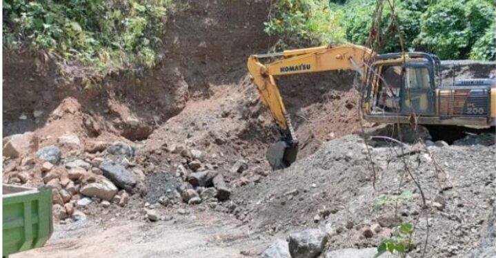 Foto Istimewa: Tambang Galian C Milik Kontraktor Ternama Budi Liem di Papalong Halsel