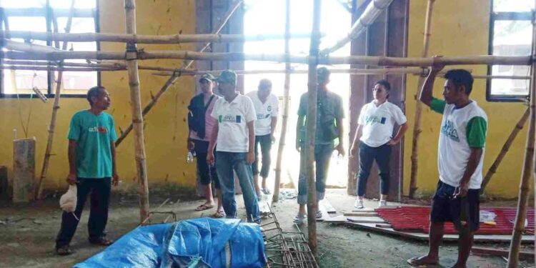 Usai Kampanye Cawabup Muhlis Djafar Didampingi Tim Koalisi Gunjungi Gereja GPM