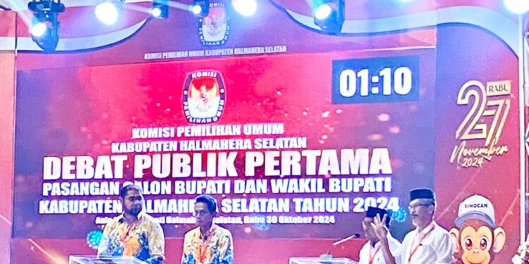 Paslon Bupati dan Wakil Jasri Usman dan Muhlis Djafaar di Acara Debat