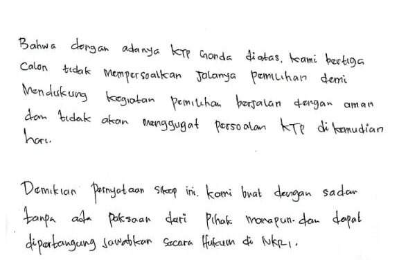 Foto Istimewa: (Bukti Surat Pernyataan Sikap Ketiga Calon Kades)