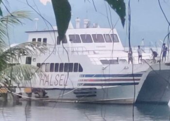 Kapal Halsel Express (Istimewa)