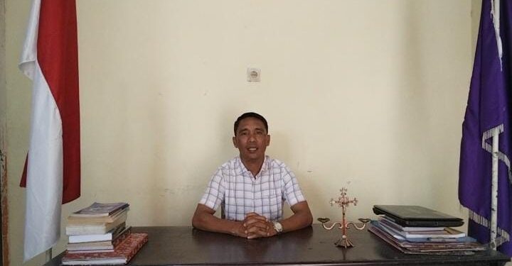 Ketua Jemaat GPM El-Roi Halmahera Selatan Pendeta William Lesirolo, S.Si.,